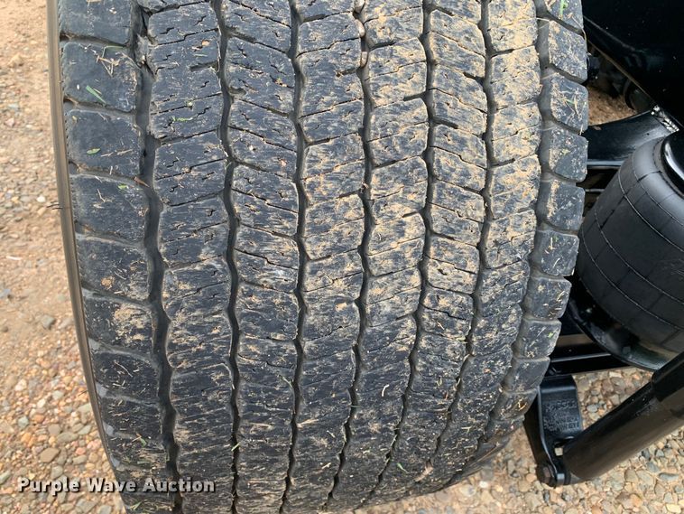 image for item DM7934 2020 Kenworth T680 semi truck