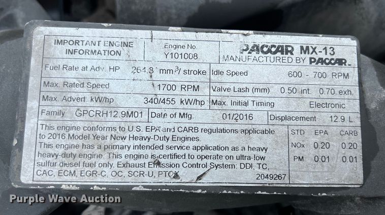 image for item DO2473 2017 Kenworth T680 semi truck