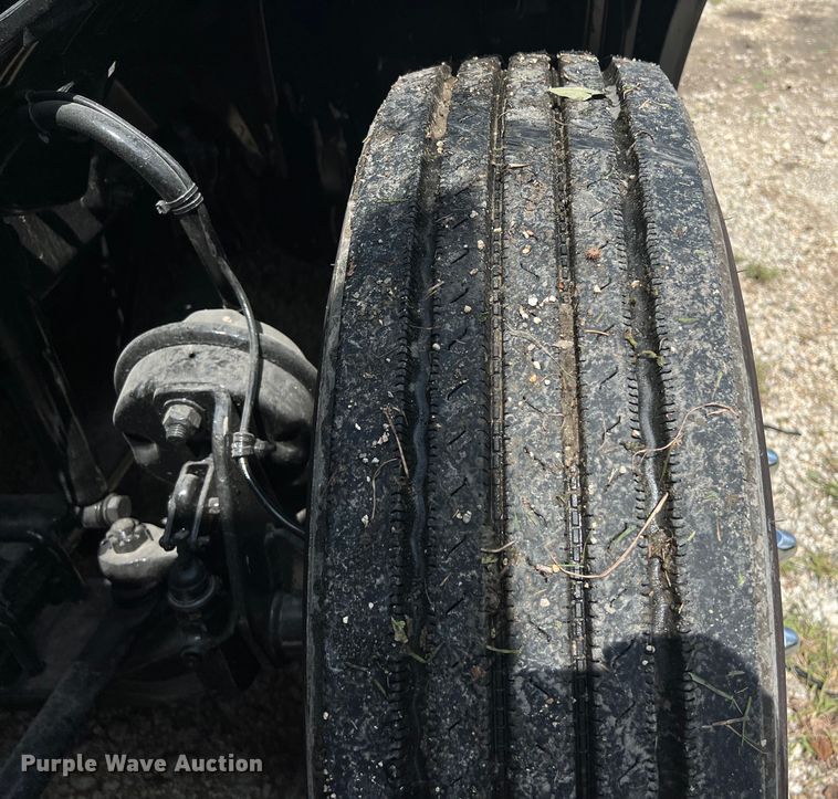 image for item DO2474 2018 Freightliner  Cascadia  semi truck