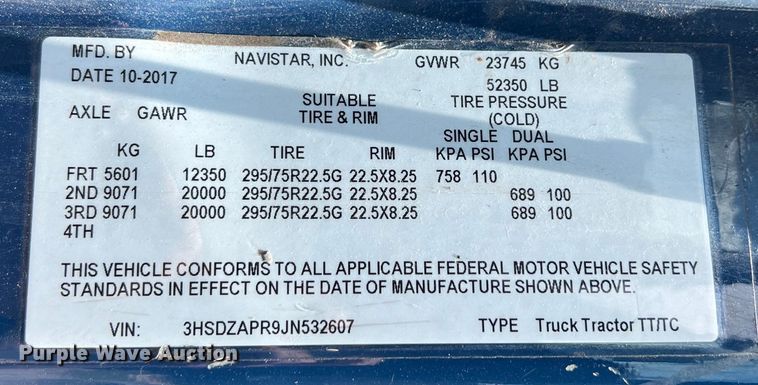 image for item DO2478 2018 International  LT624 semi truck