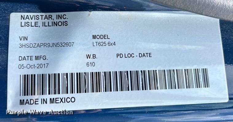 image for item DO2478 2018 International  LT624 semi truck