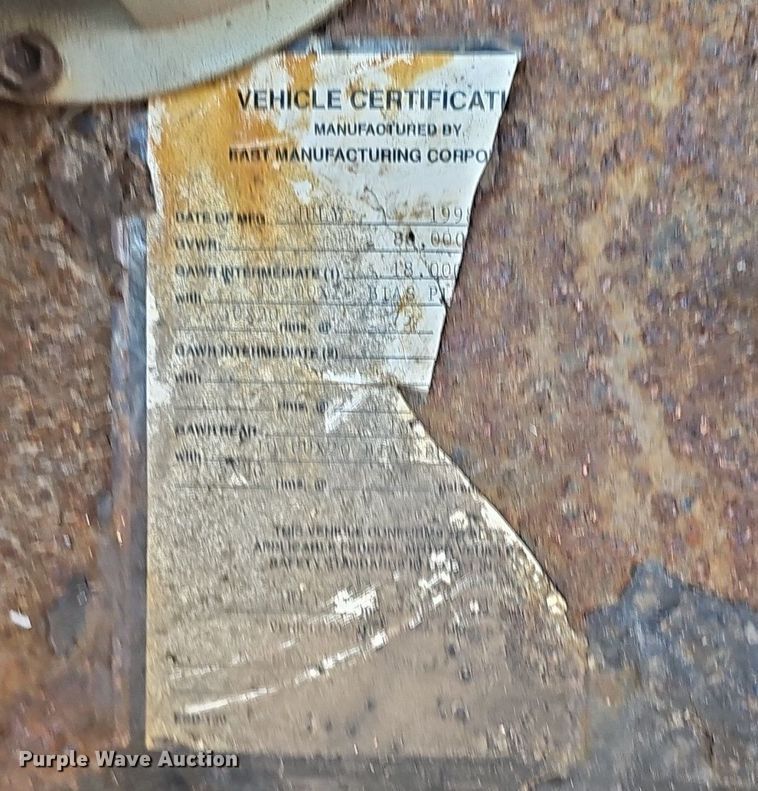 image for item DP0987 1999 East Manufacturing flatbed trailer