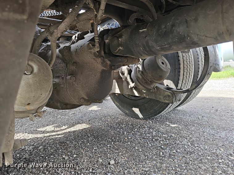 image for item DP1006 2007 Peterbilt 379 semi truck