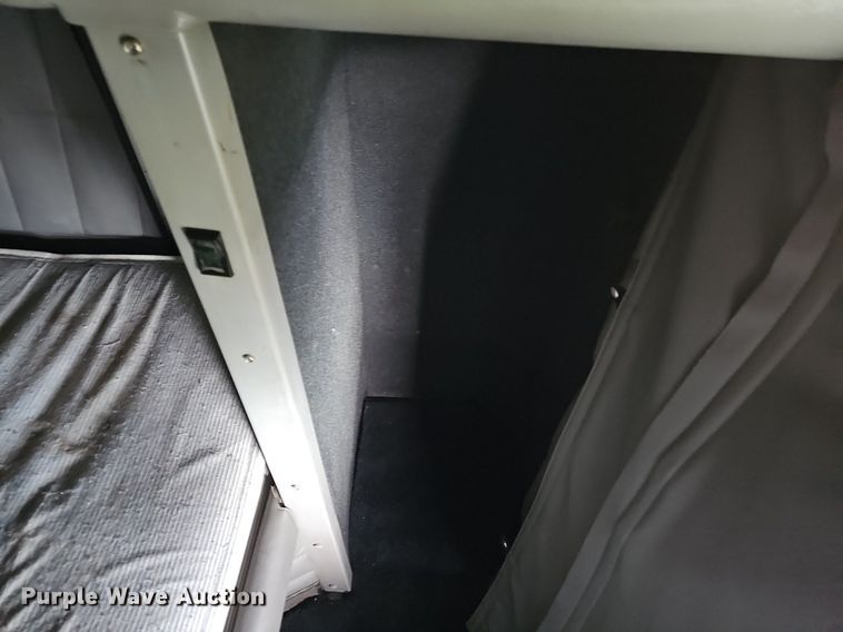 image for item DP1006 2007 Peterbilt 379 semi truck