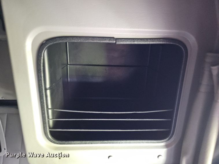 image for item DP1006 2007 Peterbilt 379 semi truck