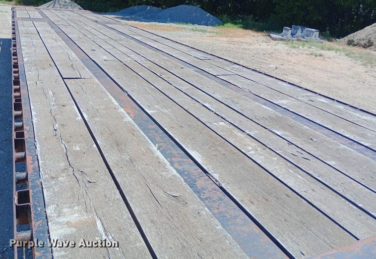 image for item DP1049 1999 Doonan  drop deck trailer