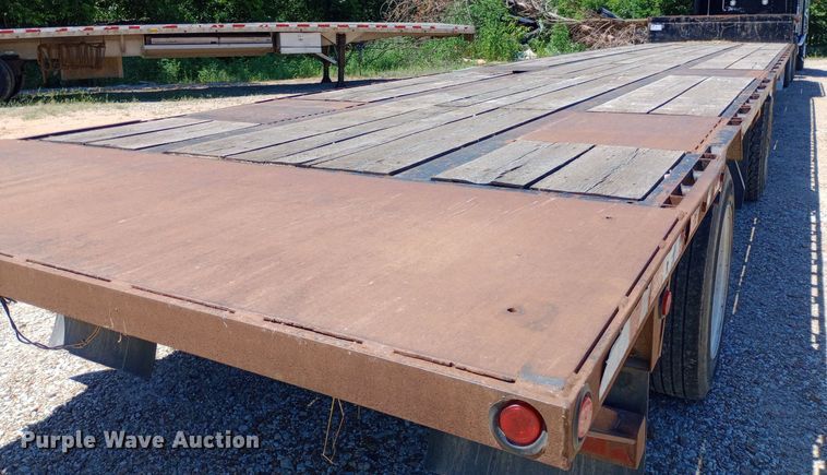 image for item DP1049 1999 Doonan  drop deck trailer