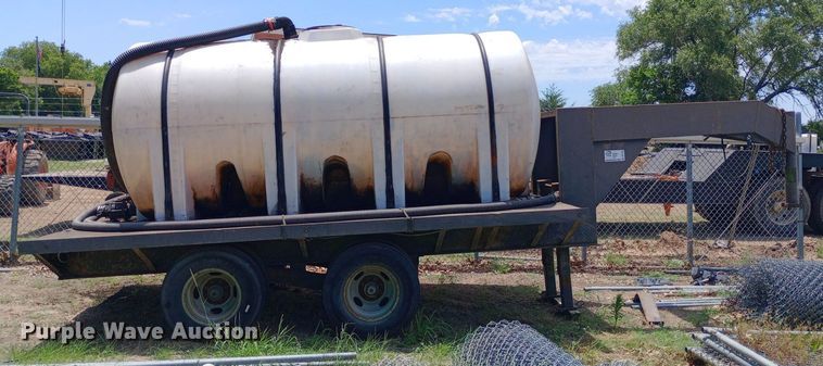 image for item DP1165 2006 Strace Dual flatbed trailer