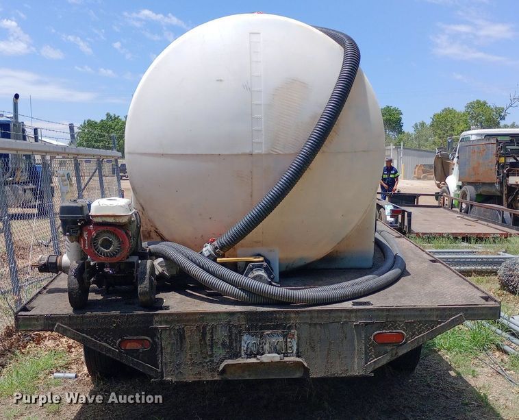 image for item DP1165 2006 Strace Dual flatbed trailer