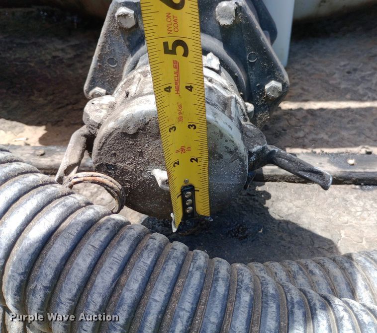 image for item DP1165 2006 Strace Dual flatbed trailer