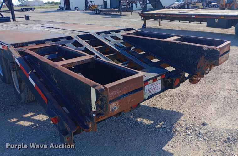 image for item DP1169 1981 Belshe equipment trailer