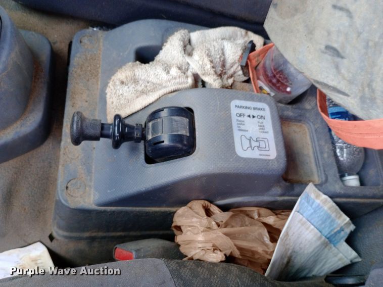 image for item DP1181 2018 Isuzu FTR truck cab and chassis