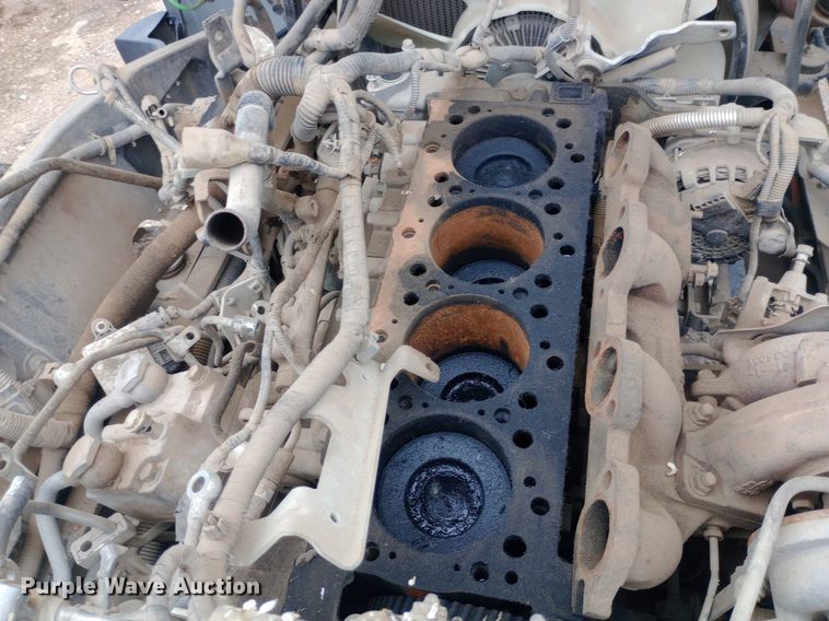 image for item DP1181 2018 Isuzu FTR truck cab and chassis