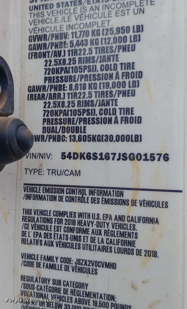 image for item DP1181 2018 Isuzu FTR truck cab and chassis