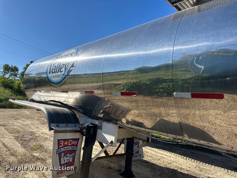 image for item DP8394 1985 Brenner  SS Transport  tank trailer