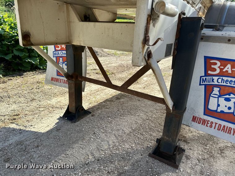 image for item DP8394 1985 Brenner  SS Transport  tank trailer