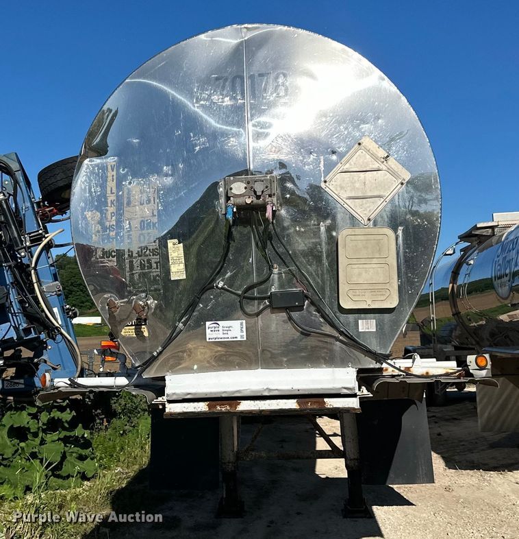 image for item DP8395 1988 Sunshine tank trailer