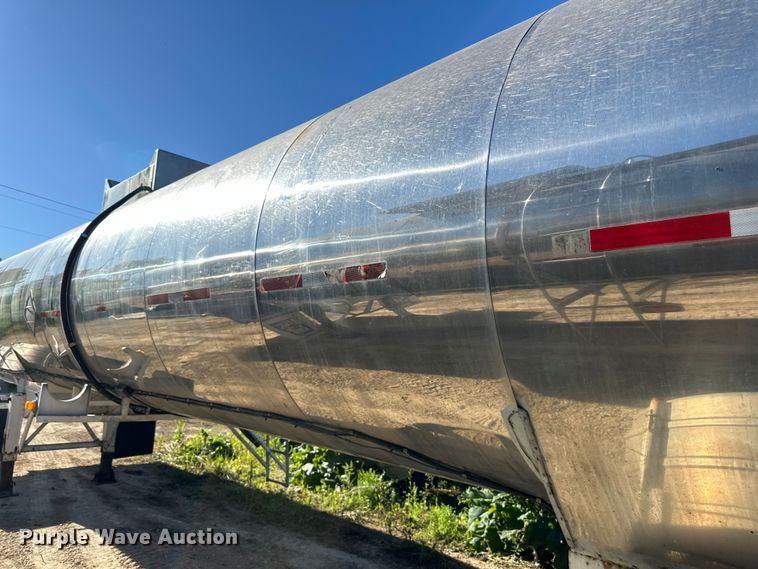 image for item DP8395 1988 Sunshine tank trailer