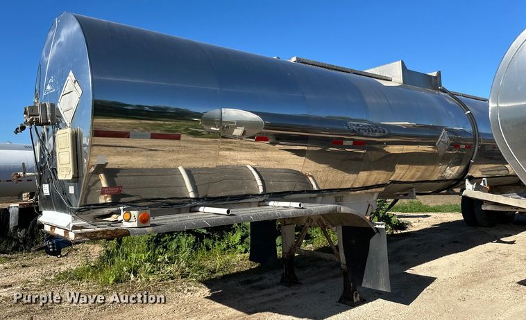 image for item DP8395 1988 Sunshine tank trailer