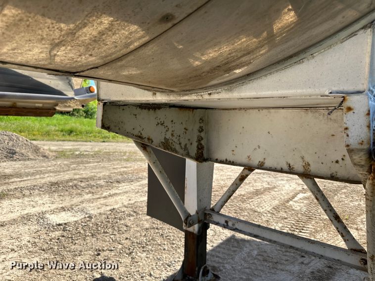 image for item DP8395 1988 Sunshine tank trailer