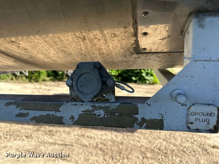 image for item DP8395 1988 Sunshine tank trailer