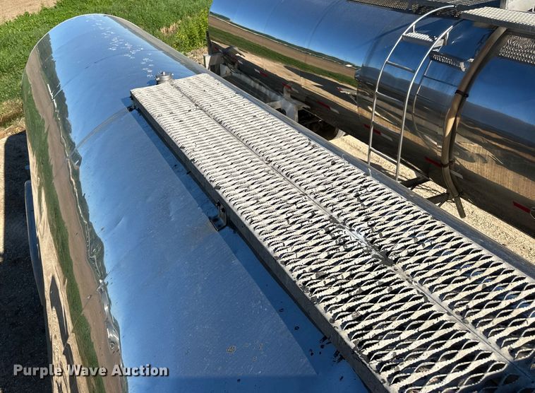 image for item DP8395 1988 Sunshine tank trailer