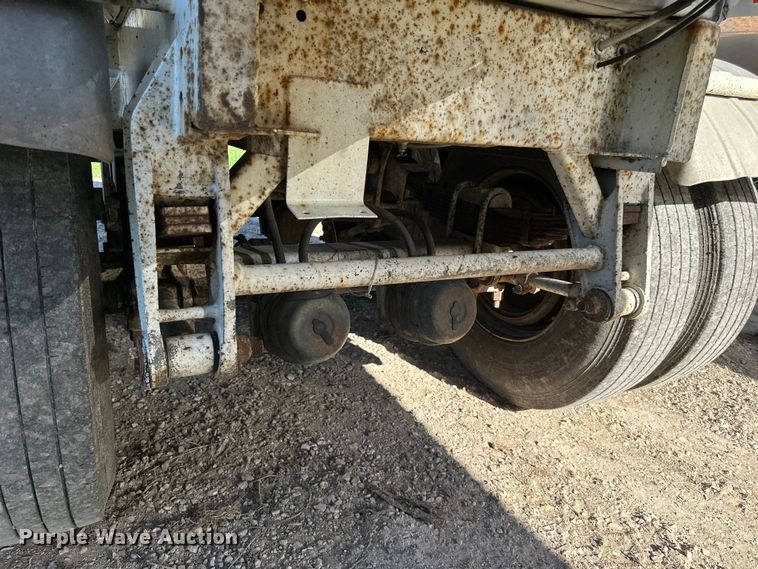 image for item DP8395 1988 Sunshine tank trailer