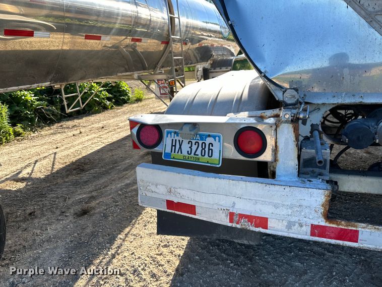 image for item DP8395 1988 Sunshine tank trailer