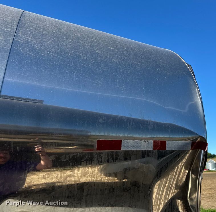 image for item DP8395 1988 Sunshine tank trailer