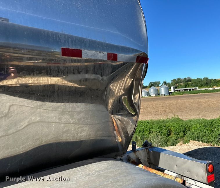 image for item DP8395 1988 Sunshine tank trailer