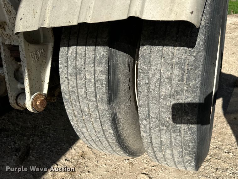 image for item DP8395 1988 Sunshine tank trailer