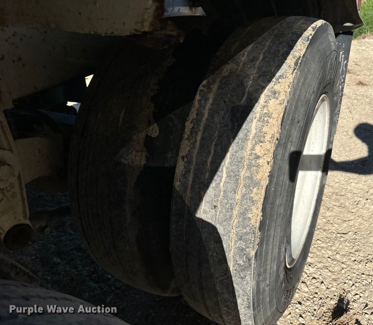 image for item DP8395 1988 Sunshine tank trailer