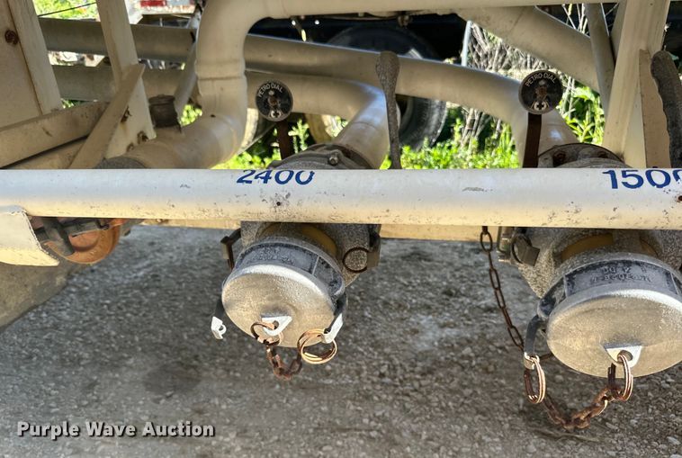 image for item DP8396 1990 Heil  tank trailer