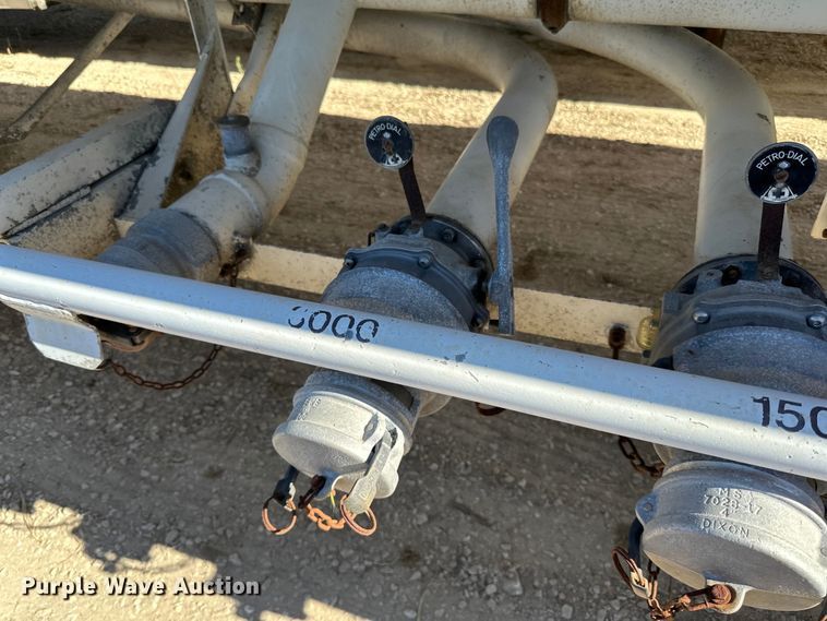 image for item DP8397 1989 Heil  tank trailer