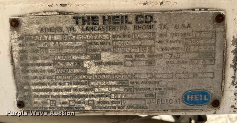 image for item DP8397 1989 Heil  tank trailer