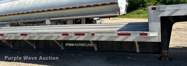 image for item DP8398 1994 Featherlite  1020 drop deck trailer