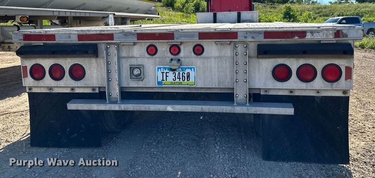 image for item DP8398 1994 Featherlite  1020 drop deck trailer