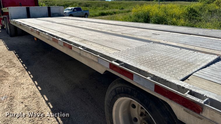 image for item DP8398 1994 Featherlite  1020 drop deck trailer