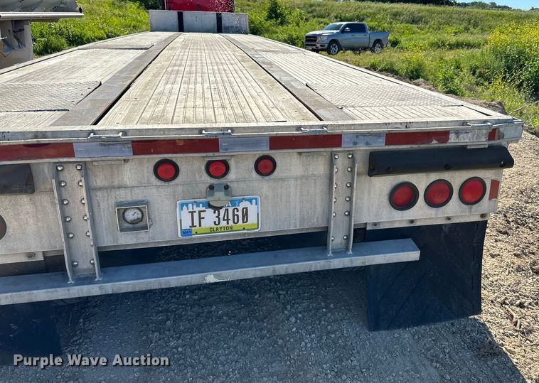 image for item DP8398 1994 Featherlite  1020 drop deck trailer