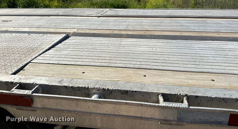 image for item DP8398 1994 Featherlite  1020 drop deck trailer