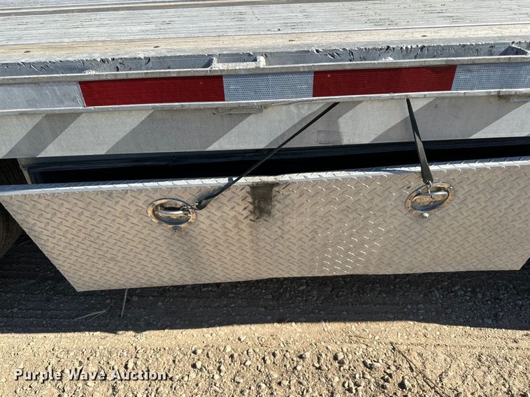 image for item DP8398 1994 Featherlite  1020 drop deck trailer