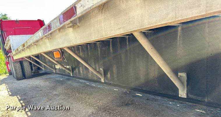 image for item DP8398 1994 Featherlite  1020 drop deck trailer