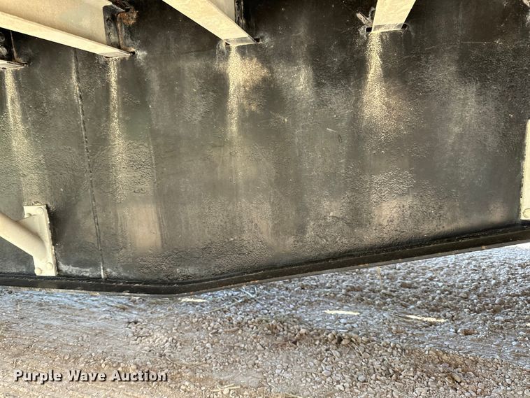 image for item DP8398 1994 Featherlite  1020 drop deck trailer