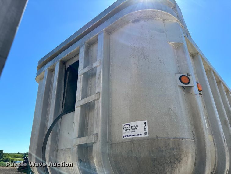 image for item DP8399 1960 Fruehauf end dump trailer