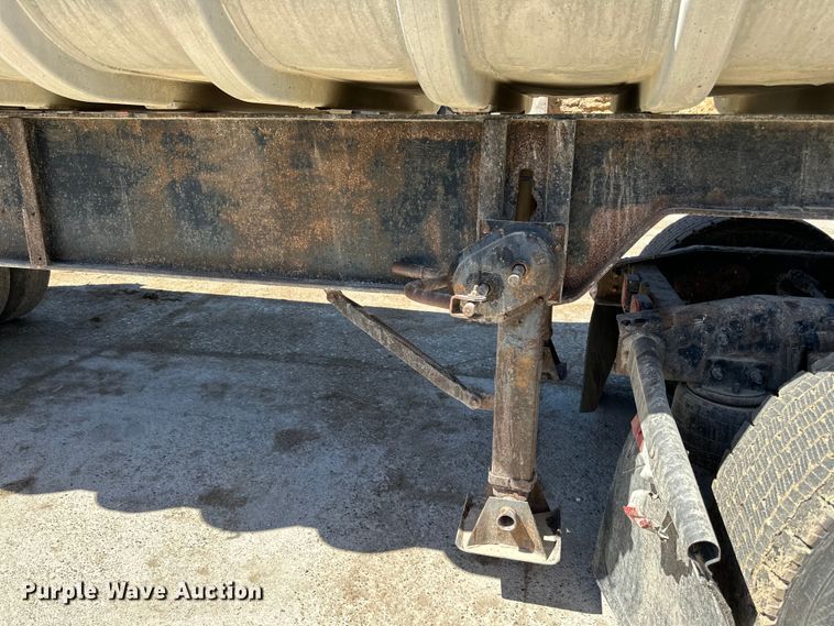 image for item DP8399 1960 Fruehauf end dump trailer