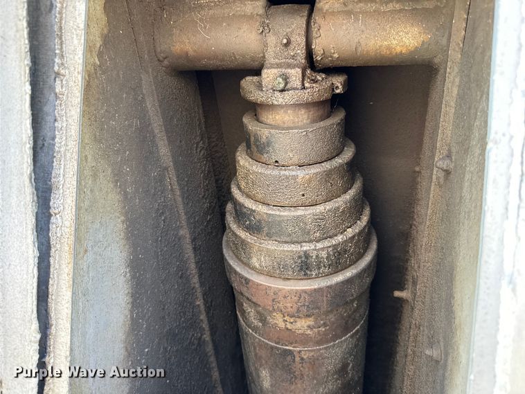 image for item DP8399 1960 Fruehauf end dump trailer