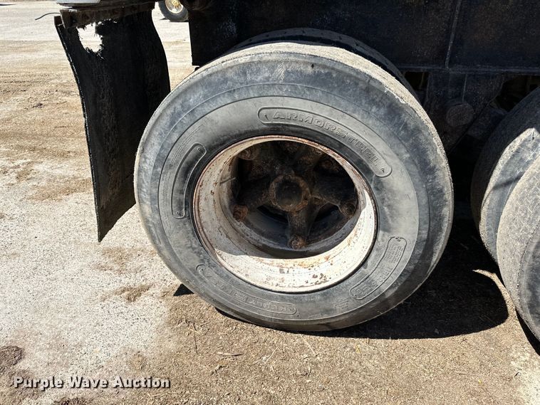 image for item DP8399 1960 Fruehauf end dump trailer