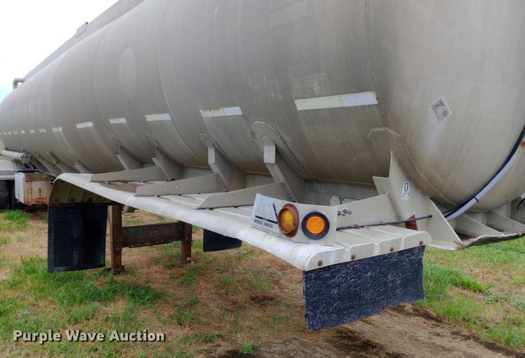 image for item DQ7210 1979 VIM tank trailer