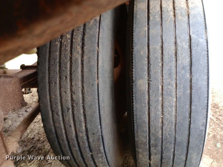 image for item DQ7210 1979 VIM tank trailer