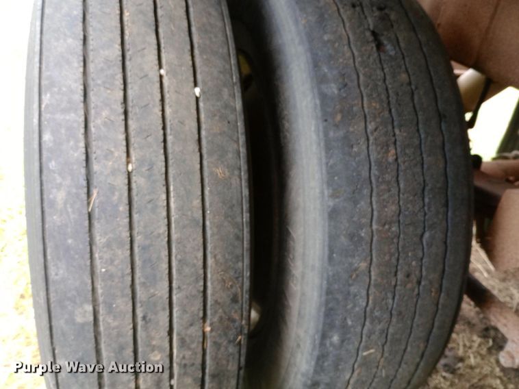 image for item DQ7210 1979 VIM tank trailer